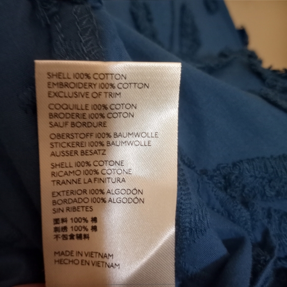 PILCRO CHENILLE DECORATED BUTTON UP LARGE - Picture 7 of 7